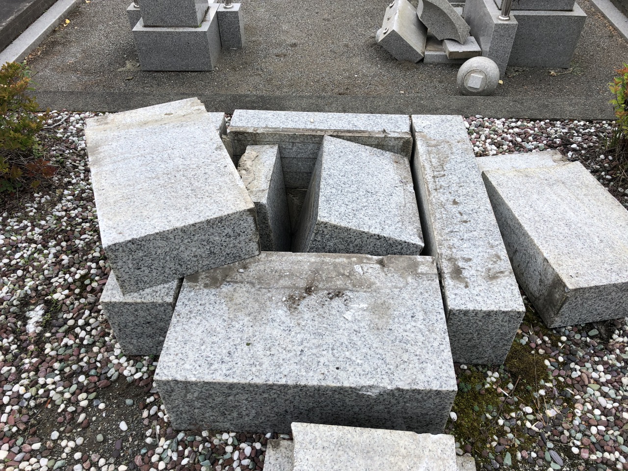 里塚霊園震災後２